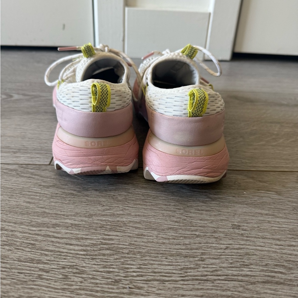 Sorel Women’s White and Pink Sneakers - Picture 4 of 4